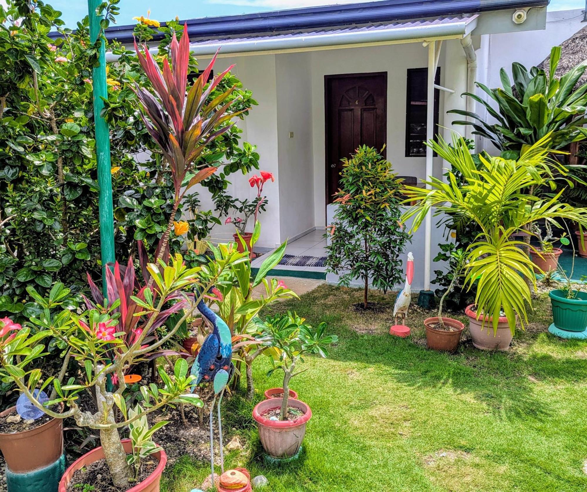 Astillo'S Guest Houses Moalboal Bilik gambar