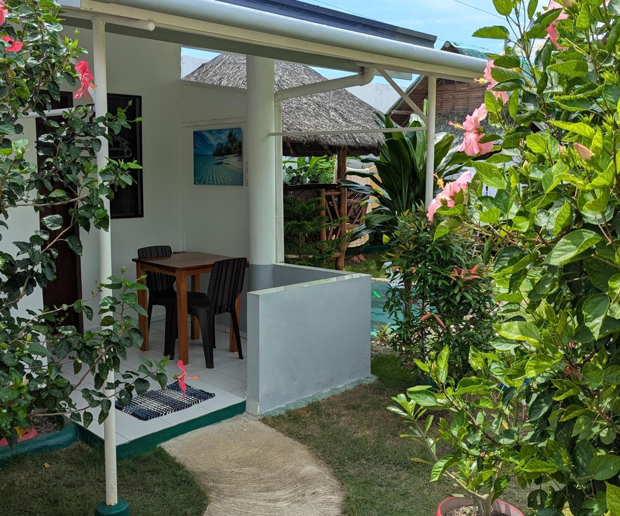 Astillo'S Guest Houses Moalboal Bilik gambar