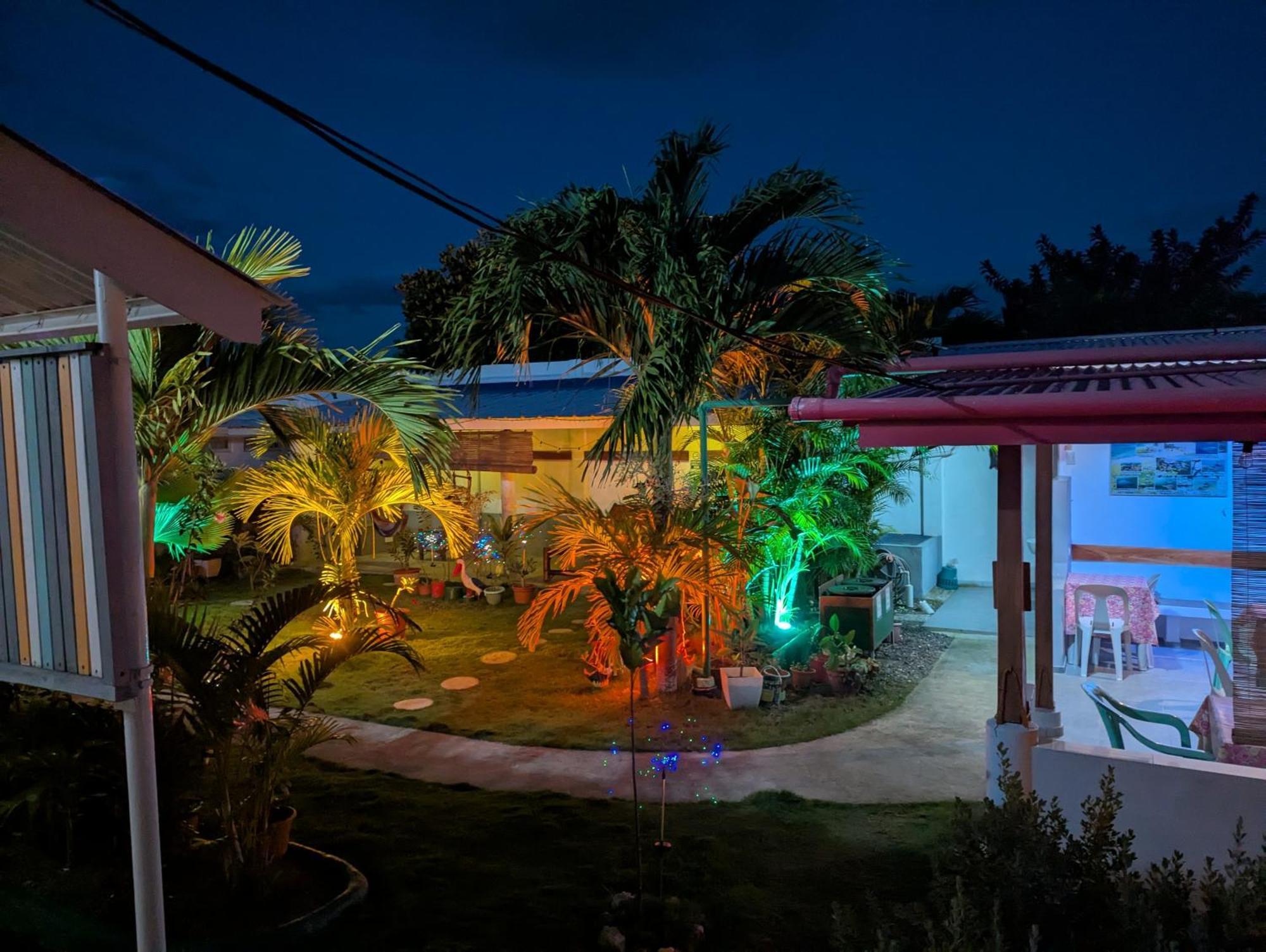 Astillo'S Guest Houses Moalboal Bilik gambar